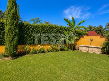 Encantadora Villa con doble parcela en Zona A, Sotogrande Costa