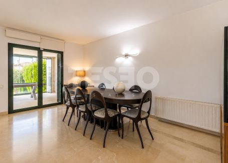 Stunning semi detached villa for sale in Sotogolf.