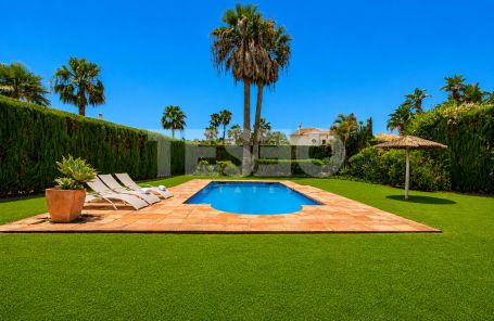 Stunning semi detached villa for sale in Sotogolf.