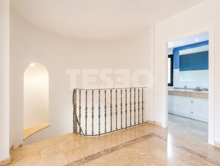 Stunning semi detached villa for sale in Sotogolf.