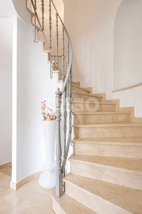 Stunning semi detached villa for sale in Sotogolf.