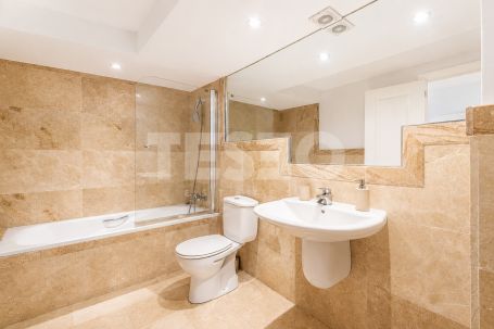 Stunning semi detached villa for sale in Sotogolf.