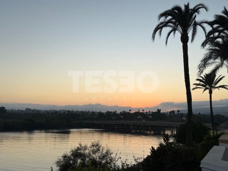 Schönes Reihenhaus mit Meerblick am Paseo del Río in Sotogrande