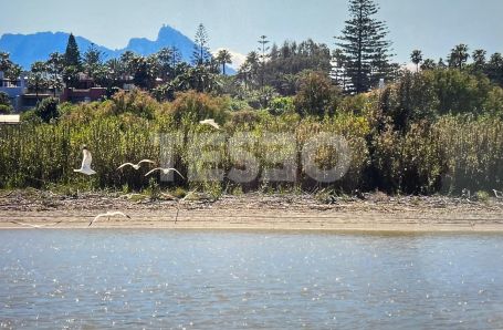 Schönes Reihenhaus mit Meerblick am Paseo del Río in Sotogrande