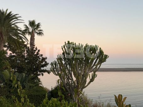 Schönes Reihenhaus mit Meerblick am Paseo del Río in Sotogrande