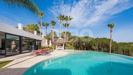 Cortijo El Olivo : Villa luxueuse, discrète et élégante avec vue sur le parcours de golf d'Almenara