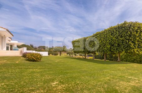 Villa Contemporánea en Primera Linea de Golf de Almenara