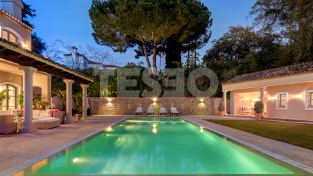 Villa Clasica con mucho encanto y muy privada en zona exclusiva de Sotogrande Alto.