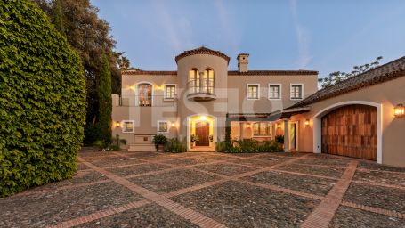 Villa Clasica con mucho encanto y muy privada en zona exclusiva de Sotogrande Alto.