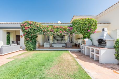 Preciosa Villa en Sotogrande Alto, con fantásticas vistas.