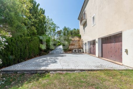 Preciosa Villa en Sotogrande Alto, con fantásticas vistas.