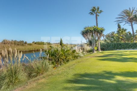 Villa dando al delta del rio Guadiaro en alquiler