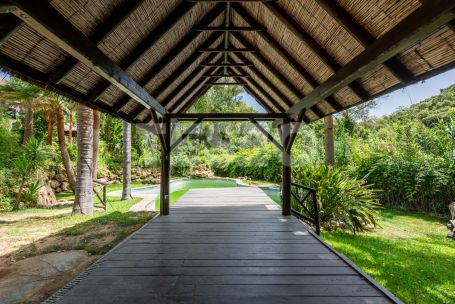 Villa avec beaucoup de charme donnant la zone verte