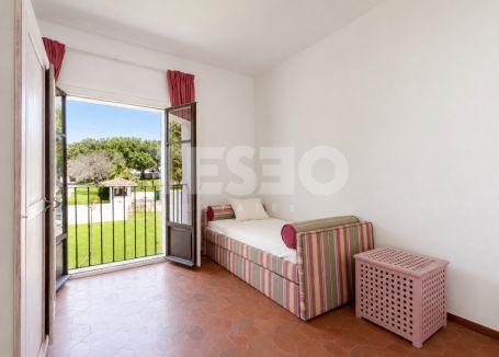 Spacious Apartment in Casas Cortijo, Sotogrande Alto, Next to Valderrama Golf Club