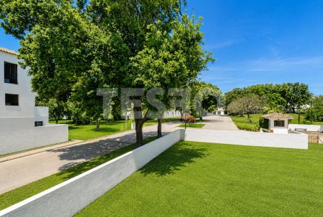 Spacious Apartment in Casas Cortijo, Sotogrande Alto, Next to Valderrama Golf Club
