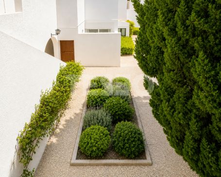 Spacious Apartment in Casas Cortijo, Sotogrande Alto, Next to Valderrama Golf Club