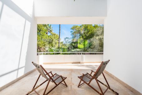 Large Contemporary Villa for sale in Zona F, Sotogrande