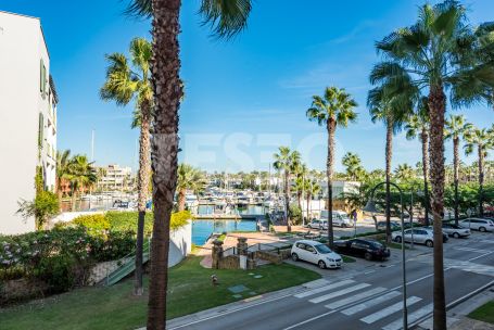 Bonito apartamento con vistas al río Guadiaro en la Exclusiva Ribera de la Tenca