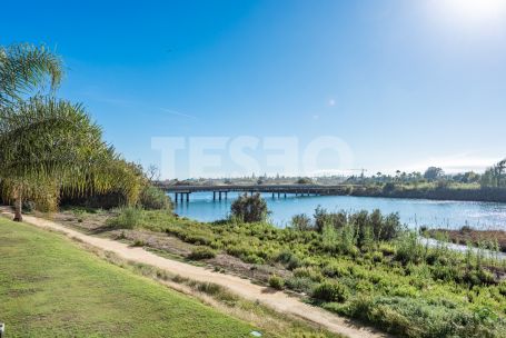 Bonito apartamento con vistas al río Guadiaro en la Exclusiva Ribera de la Tenca