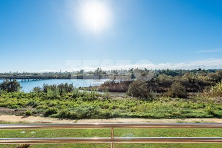 Bonito apartamento con vistas al río Guadiaro en la Exclusiva Ribera de la Tenca