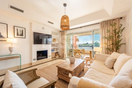 Bonito apartamento con vistas al río Guadiaro en la Exclusiva Ribera de la Tenca