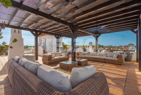 Beatutiful Penthouse for sale in the sought after &quot;El Polo&quot;