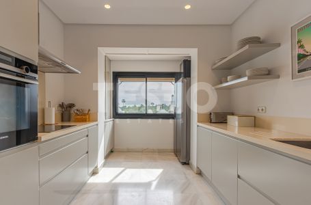 Beatutiful Penthouse for sale in the sought after &quot;El Polo&quot;