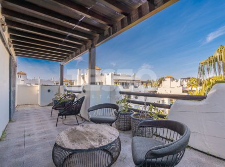 Beatutiful Penthouse for sale in the sought after &quot;El Polo&quot;