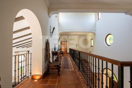 Exclusive Listing: Villa with the Best Sea Views and Exceptional Charm in Sotogrande Alto