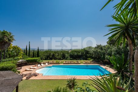 Exclusive Listing: Villa with the Best Sea Views and Exceptional Charm in Sotogrande Alto