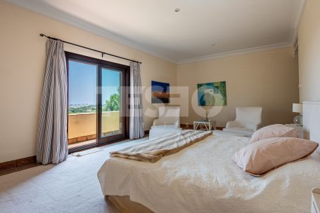 Exclusive Listing: Villa with the Best Sea Views and Exceptional Charm in Sotogrande Alto