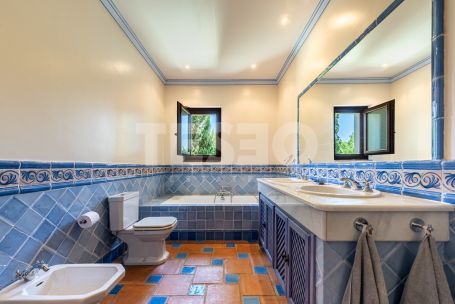 Exclusive Listing: Villa with the Best Sea Views and Exceptional Charm in Sotogrande Alto