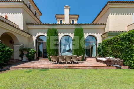 Exclusive Listing: Villa with the Best Sea Views and Exceptional Charm in Sotogrande Alto