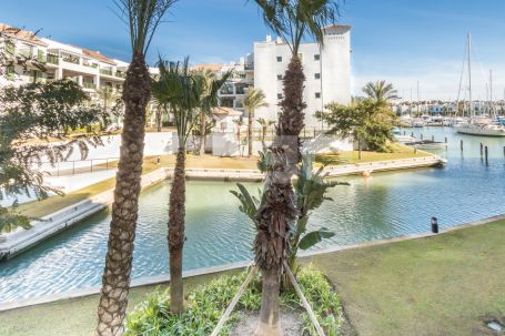 Apartamento en la Marina de Sotogrande con vistas del Puerto