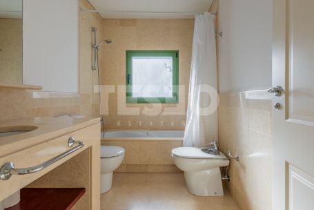 Apartamento en la Marina de Sotogrande con vistas del Puerto
