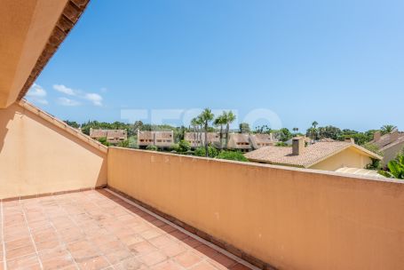 Reihenhaus zu vermieten in Los Granados, Sotogrande Costa