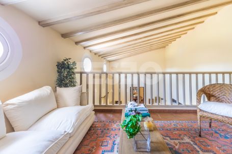 Charming Andalucian Style Villa designed by Rafael Manzano for Sale in Kings and Queens, Sotogrande