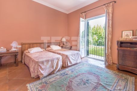 Charming Andalucian Style Villa designed by Rafael Manzano for Sale in Kings and Queens, Sotogrande