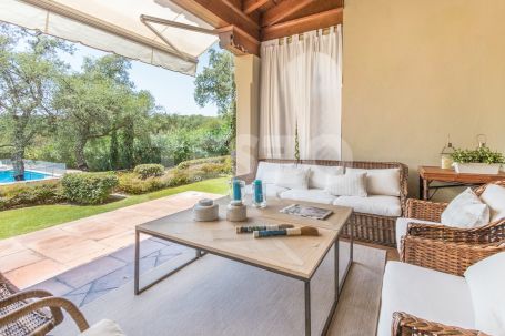 Charming Andalucian Style Villa designed by Rafael Manzano for Sale in Kings and Queens, Sotogrande