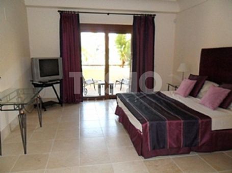 Spacious 3 bedroom apartment located in the Luxury Complex of Valgrande