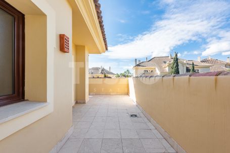 Wohnung zu verkaufen in Valgrande, Sotogrande Alto