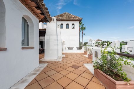 Exclusivo semiático en la maravillosa urbanización El Polo de Sotogrande