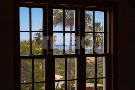 PRECIOSA VILLA DE ESTILO ALPINO EN SOTOGRANDE ALTO