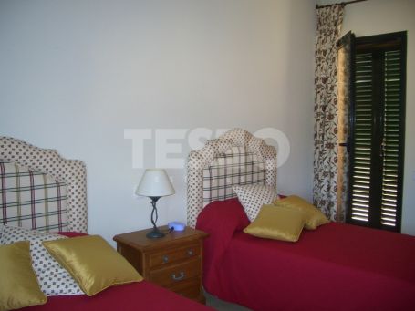 Town House for sale and for rent in Sotogolf, Sotogrande