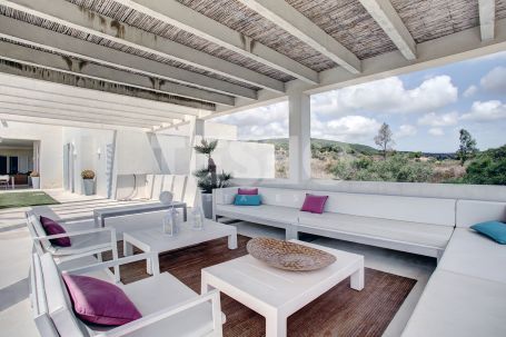Exclusive villa with a contemporary style in la Reserva of Sotogrande