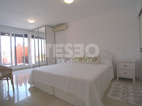 Spacious Apartment in Paseo del Mar