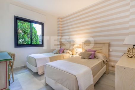 Spacious apartment located in El Polo resort