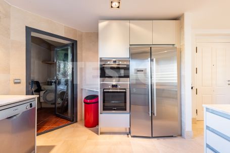 Large Apartment for sale in Isla de la Vela with lovely Marina views