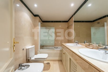 Ferienwohnung in Ilha Carey, Marina de Sotogrande