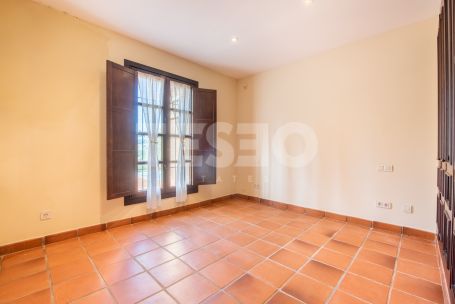 VILLA EN 1ERA LINEA DE GOLF EN CORTIJOS DE LA RESERVA